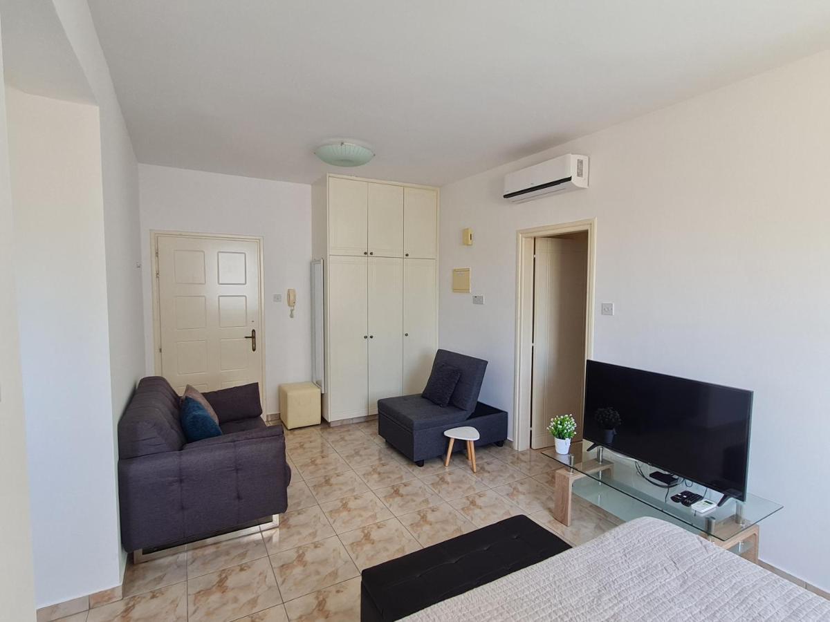Laertis 2 Complex, Studio Apartment 106 - By Imh Travel & Tours Paphos Exterior photo